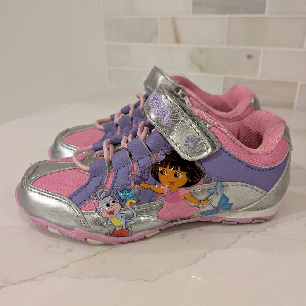 Dora The Explorer Velcro Running Shoes
